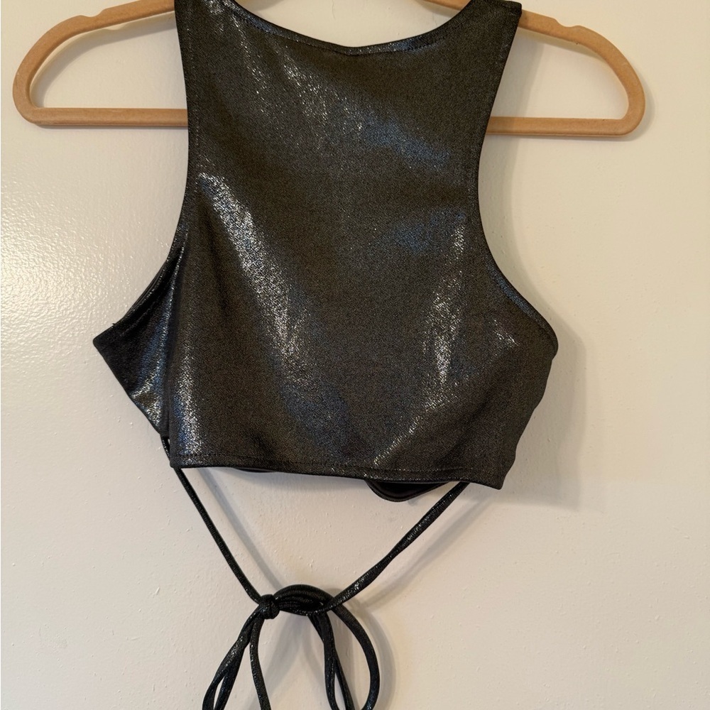 3 trendy crop tops sold as a bundle #festivalvibes - Picture 5 of 7